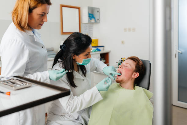  Lake Barcroft, VA Emergency Dentist Pros